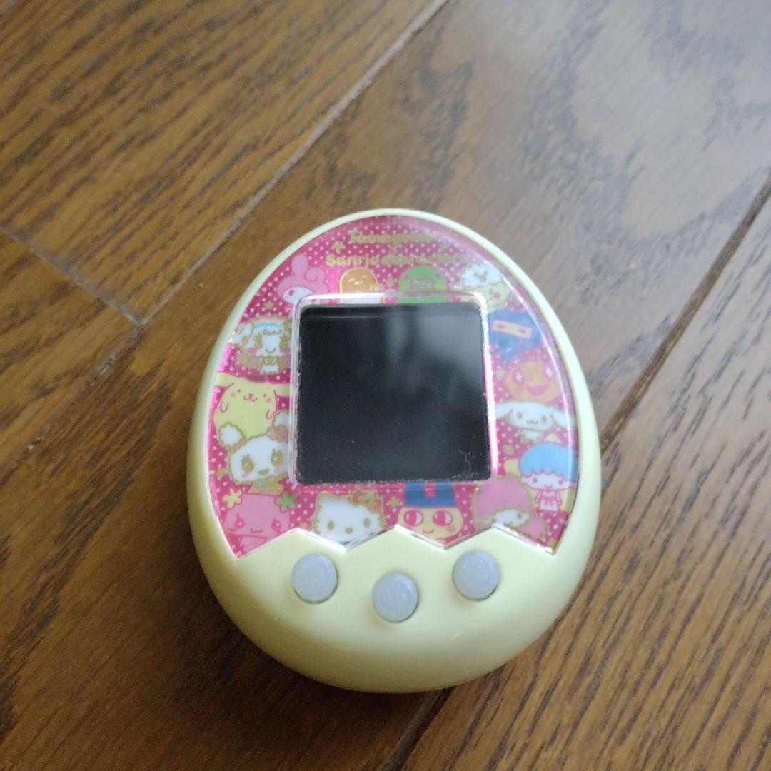 ♥️たまごっちみくす.サンリオキャラクターズデザイン.箱入り.バンダイ♥️