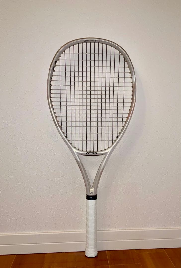 【YONEX】美品 VCORE 100 SAND BEIGE　サンドベージュ　白