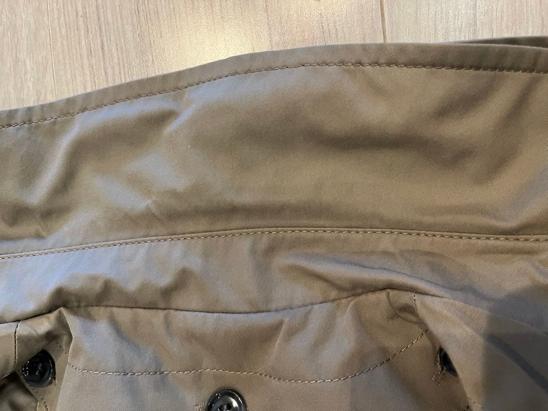 値下げ中ドルチェアンドガッバーナ　トレンチコート