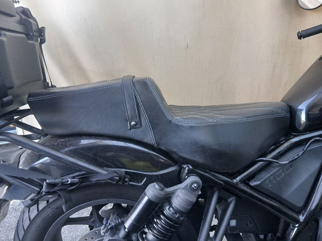 バイクシート レブル1100　専用