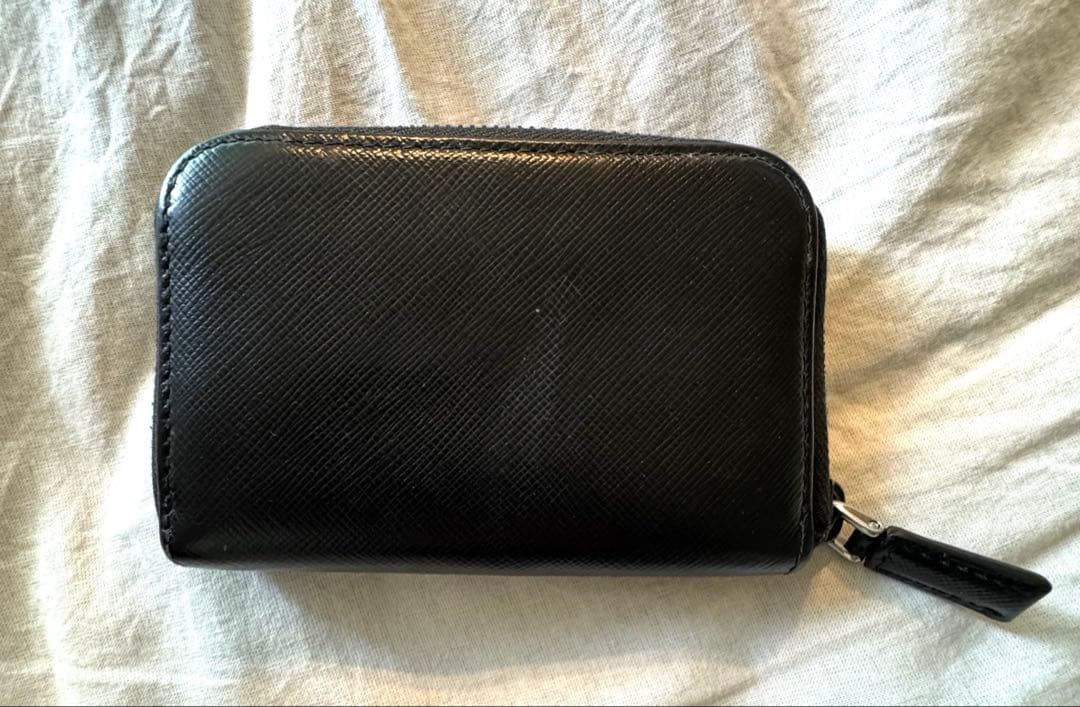 【美品】PRADA ブラックレザー ケース