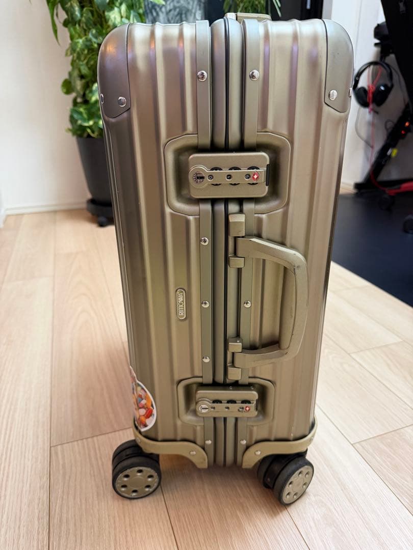 rimowa キャリーケース　廃盤45L