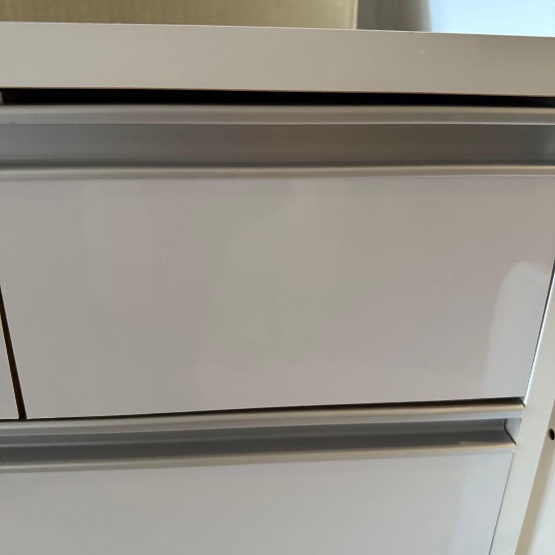 闇*ト様 ディノス　ホワイト 5段チェスト