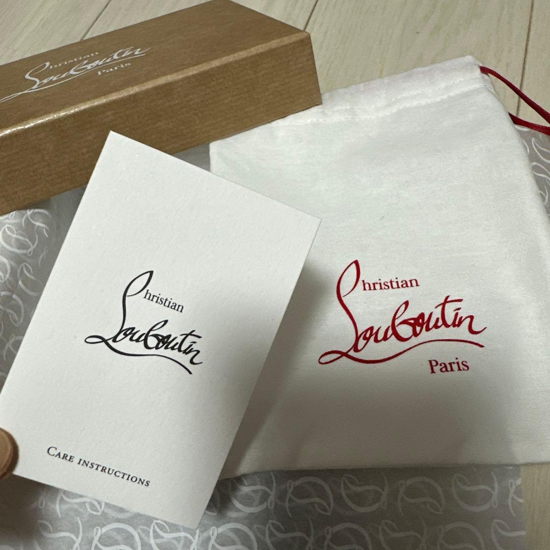 Christian Louboutin LOUBI54 三つ折り財布 黒