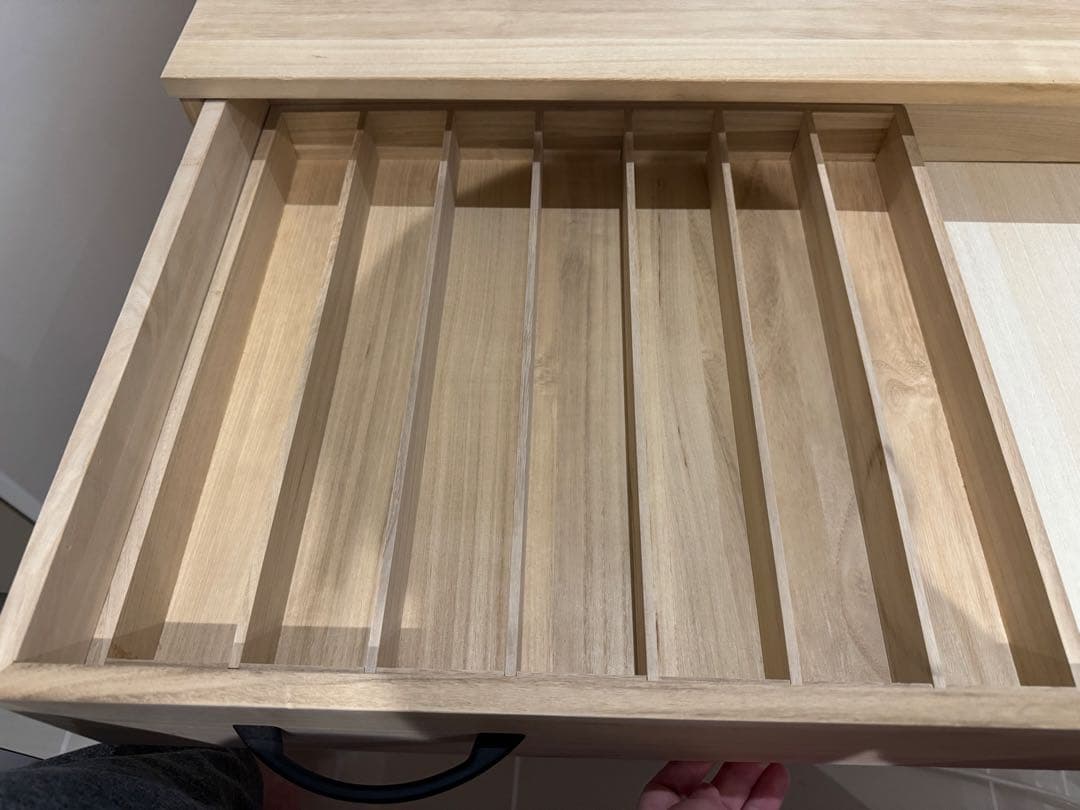 【送料込み】クローゼット用 桐タンス 4段