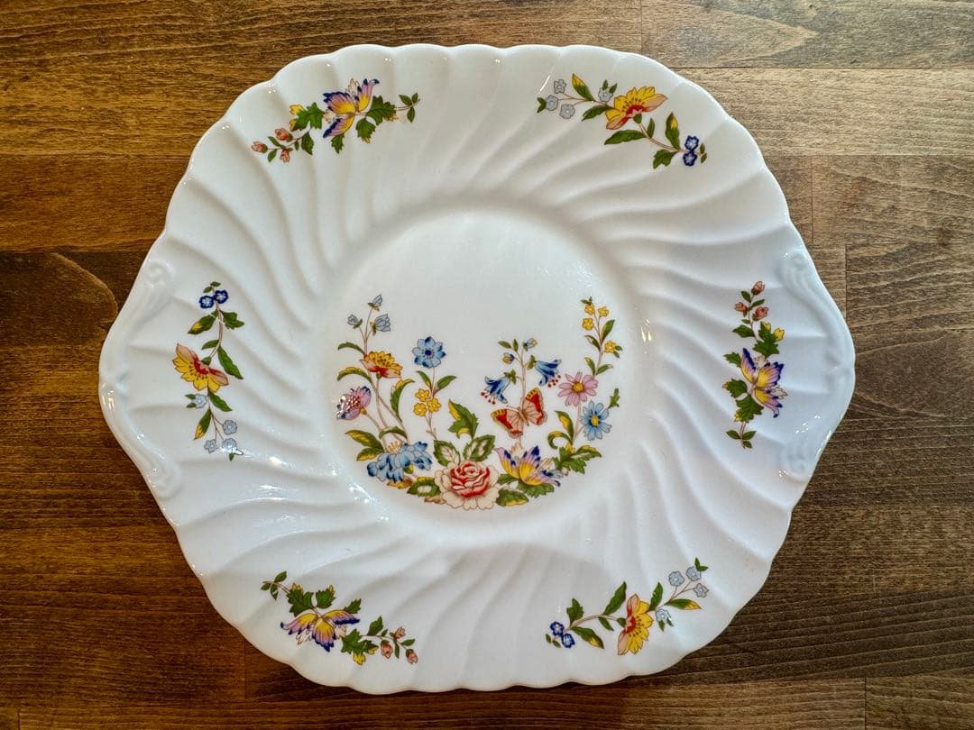 【お値下げしました】英国エインズレイ社製　テーブルウェア