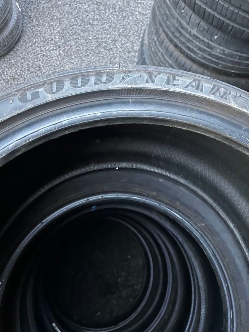 235/40R19, グッドイヤータイヤ,2本