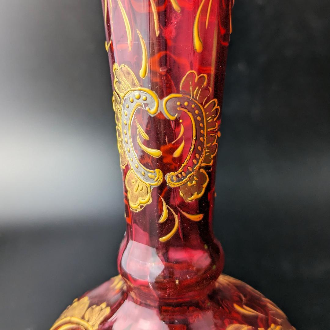 【輝く】オールドモーゼル ルビー 金彩銀彩 唐草紋様 花瓶25cm アンティーク