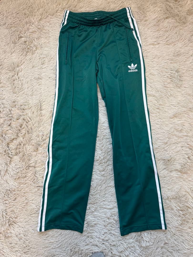 【adidas Originals】トラックスーツ セットアップ（グリーン）