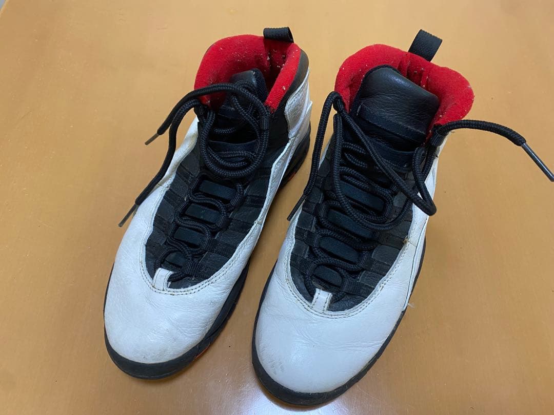 airJordan10オリジナルシカゴ限定カラー ホワイト/ブラック/レッド