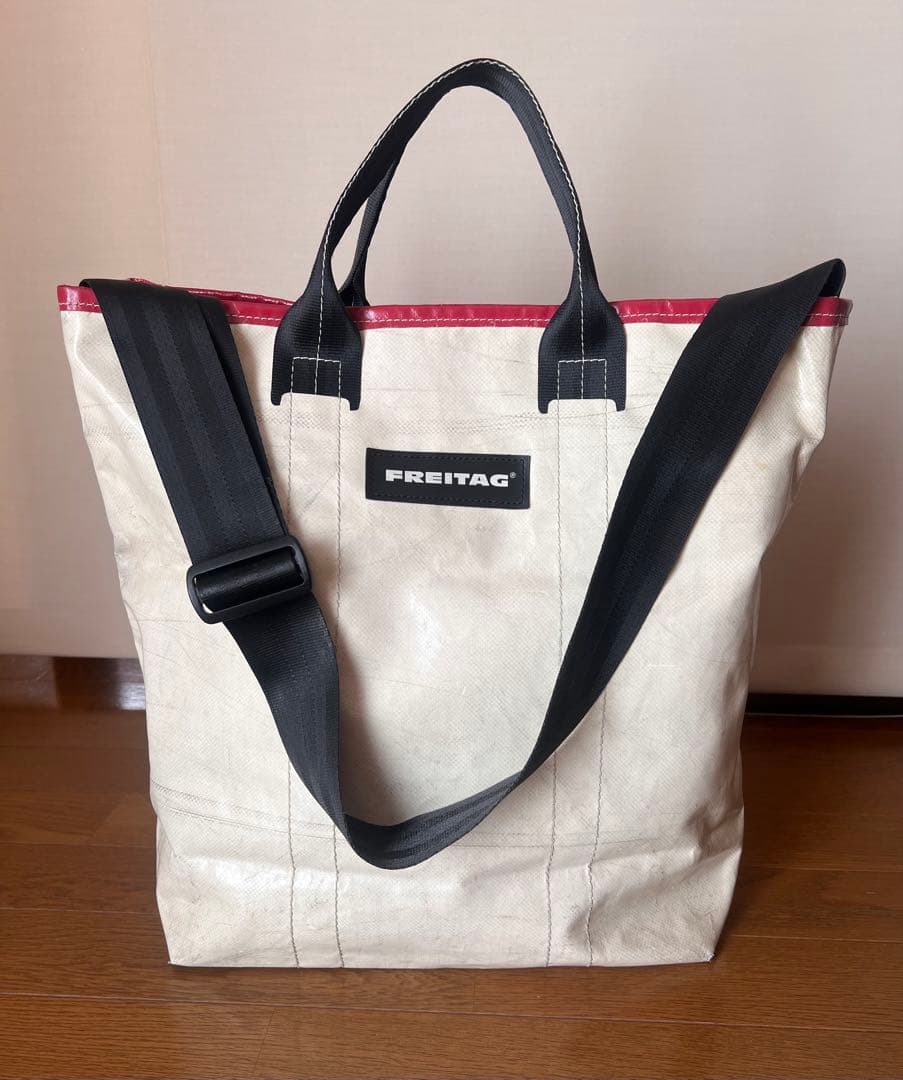FREITAG フライタグ　F74 BOB ホワイト/レッド