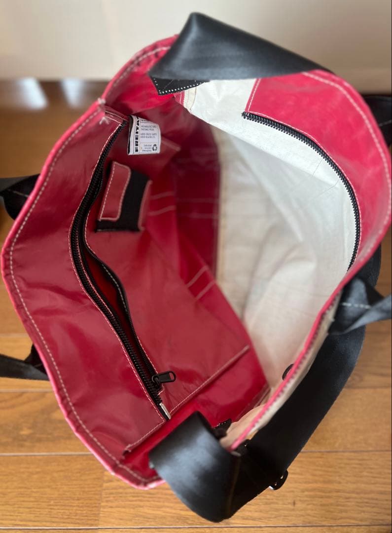 FREITAG フライタグ　F74 BOB ホワイト/レッド