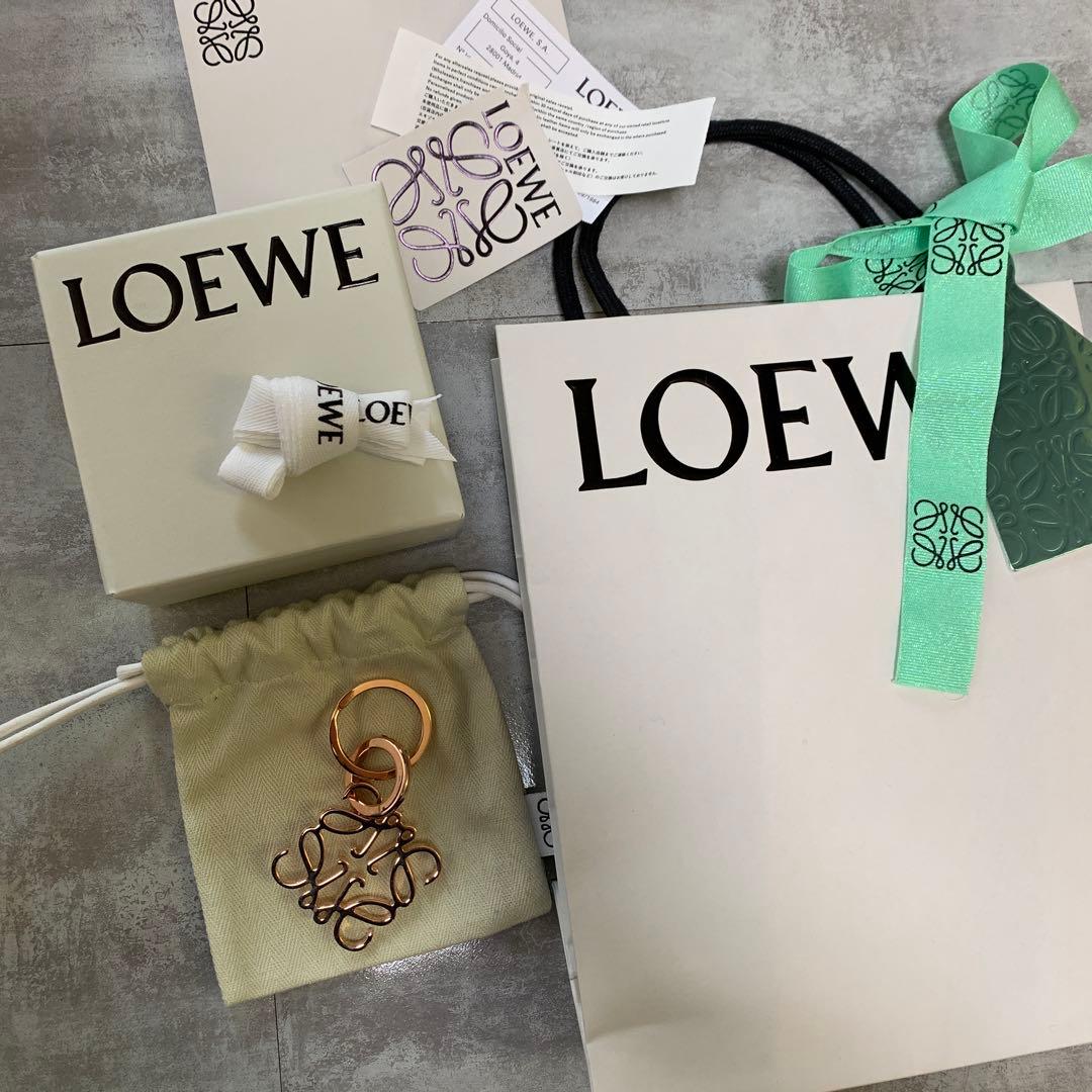 【新品・未使用】ロエベ キーリング キーホルダー ローズゴールド