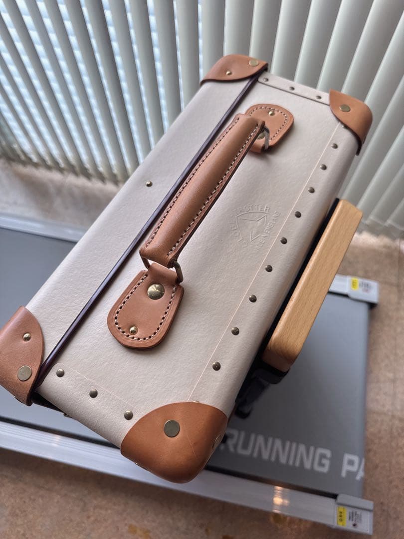 最終値下げ　グローブトロッター　サファリ キャリー2輪　美品