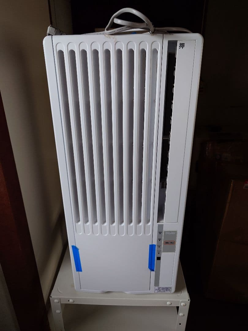 ハイアール窓用エアコン動作機能確認済です。