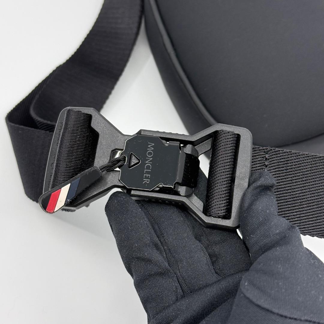 MONCLER モンクレール DURANCE ベルトバッグ ボディバッグ