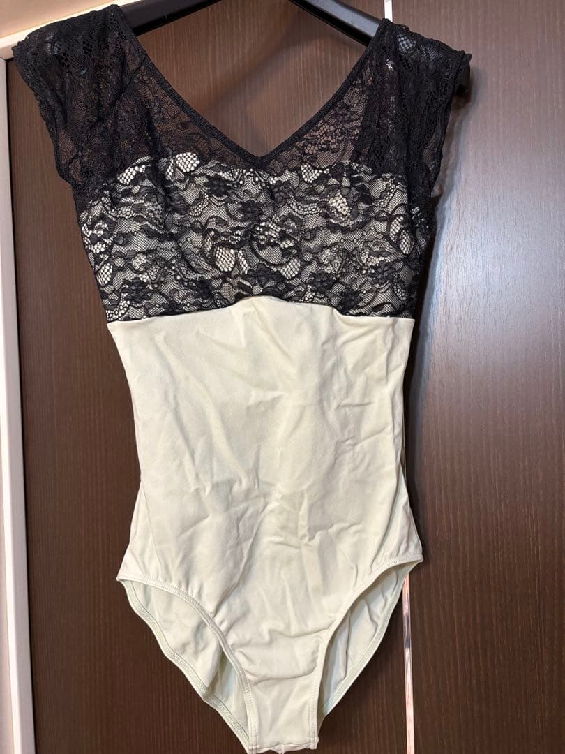 チャコット　レース袖付きバレエレオタード　Lサイズ (新品トートバッグ付き）