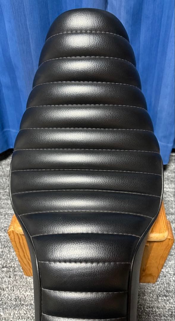 ラクロ ハーレー スポーツスター XL883 タックロールシート