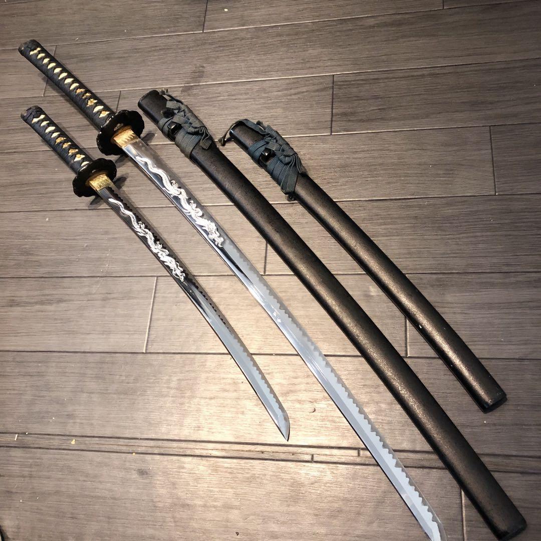 本格模造刀　龍梵字刻印　居合刀　 美術刀剣　太刀　脇差　大小セット　緑拵え