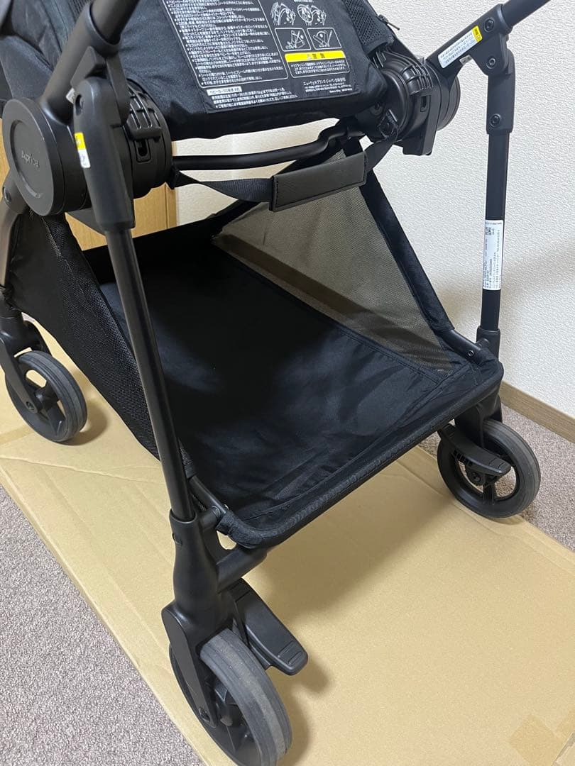 Aprica ルーチェフリーAB グレー
