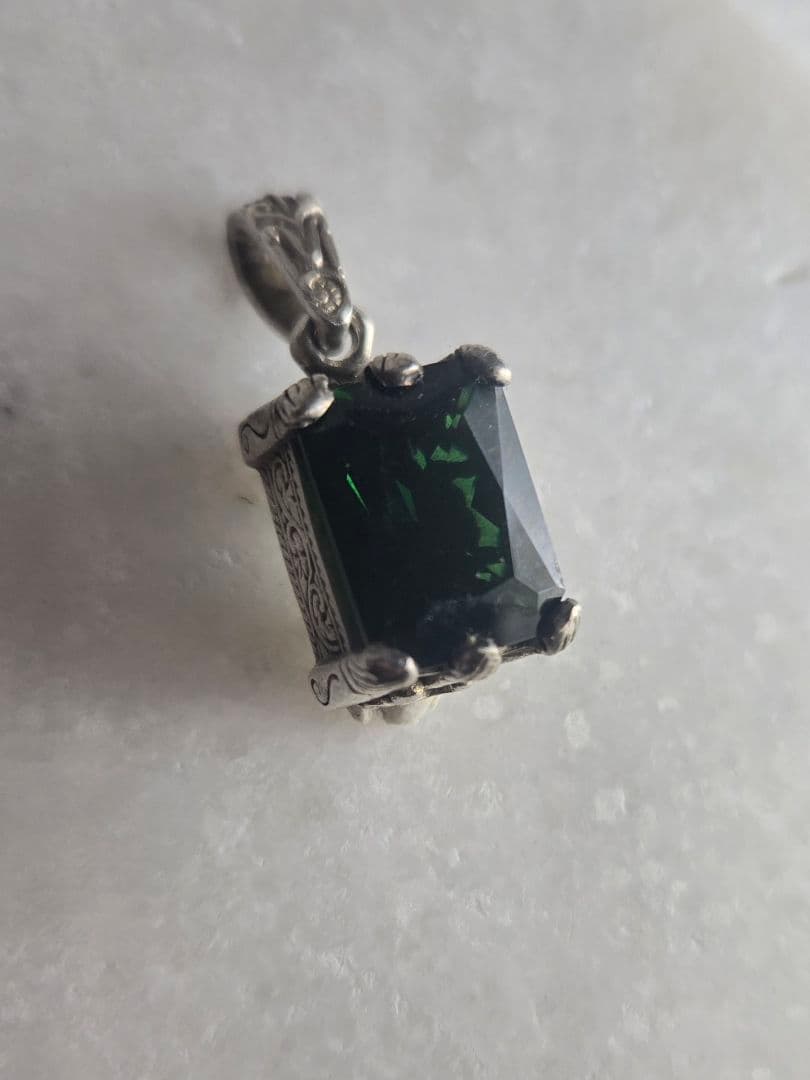 【ZOCALO】イスラミック・ スクエア・ペンダントトップS・グリーンク オーツ