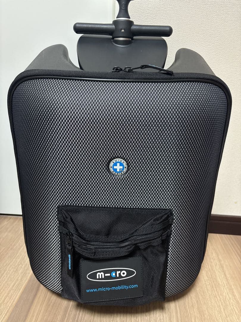 正規店購入　マイクロスケーター　ラゲッジイージー　子供が乗れるスーツケース