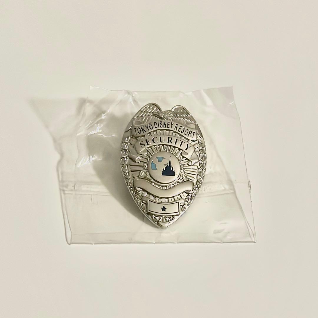 東京ディズニーリゾート⭐︎セキュリティピンバッジ⭐︎非売品