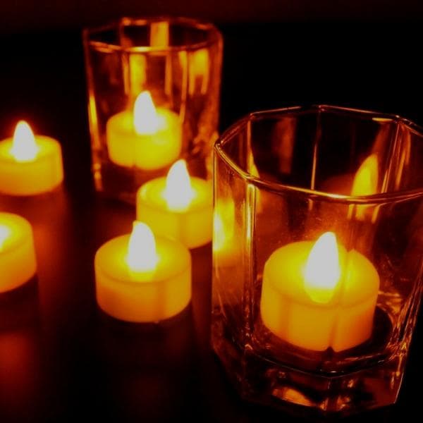 1000個ゆらぎ有り【400時間 LEDキャンドル】 ①