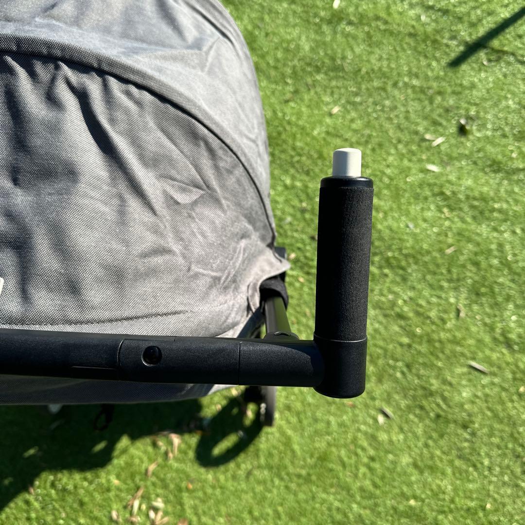 CYBEX リベル ベビーカー 軽量 コンパクト 折り畳み バンパーバー　グレー