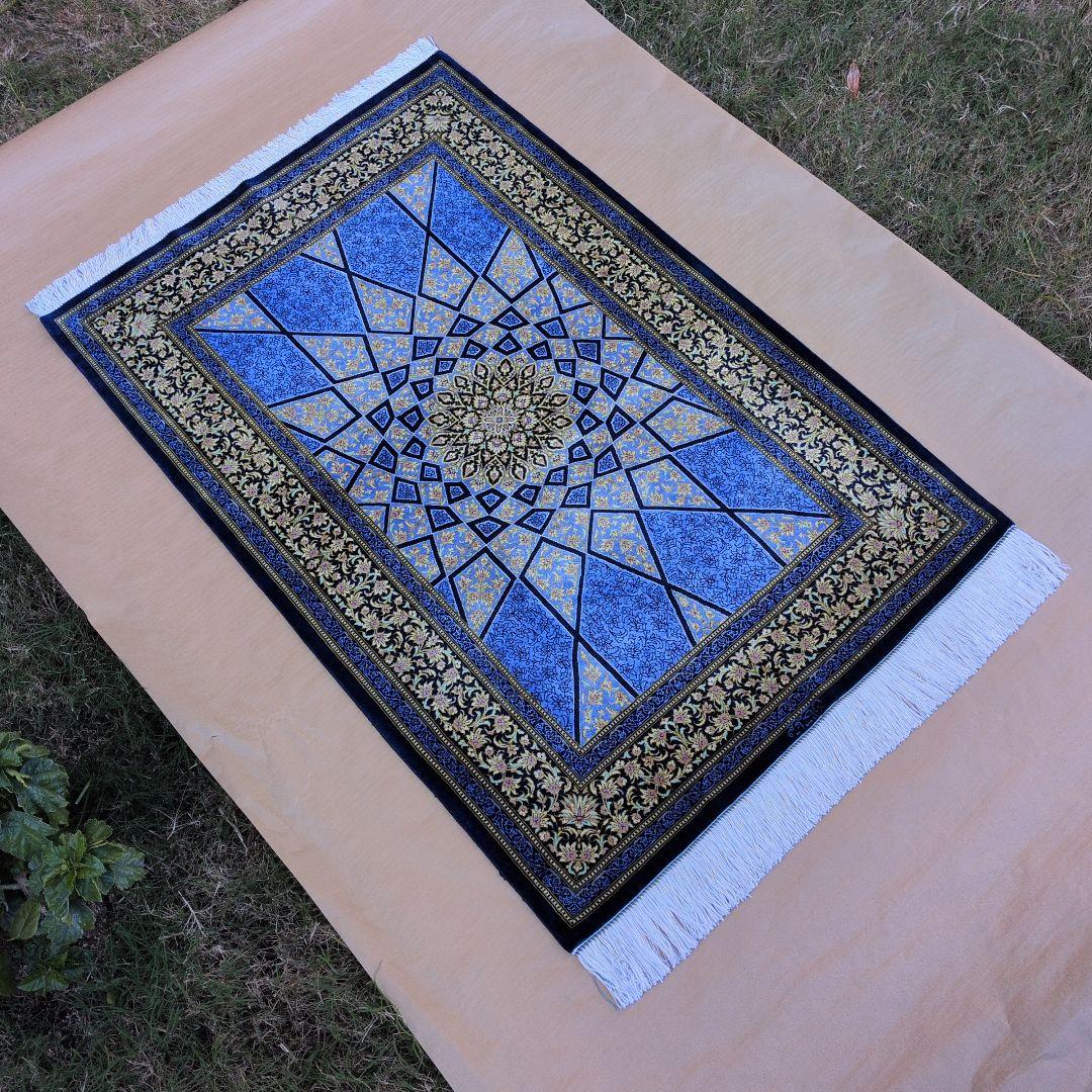 118x77cmペルシャ絨毯(5)・クム産・ギャッベ・絹・じゅうたん・