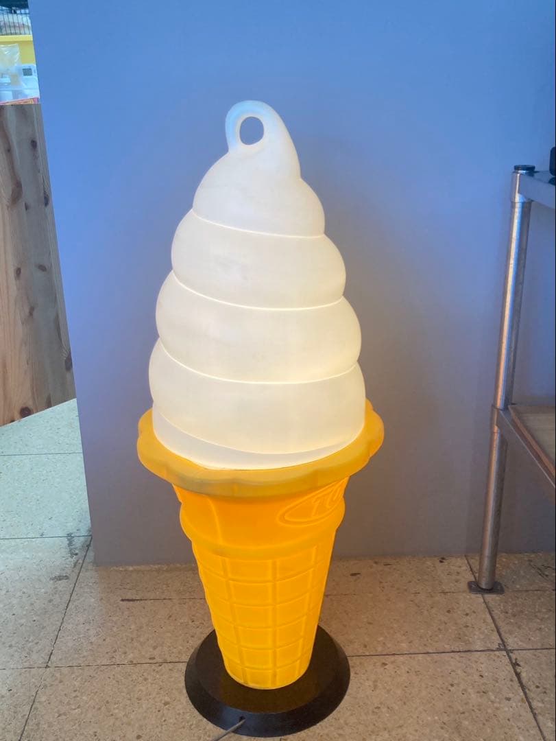 ソフトクリーム看板 スジャータ TOMI 昭和レトロ 業務用 ライト