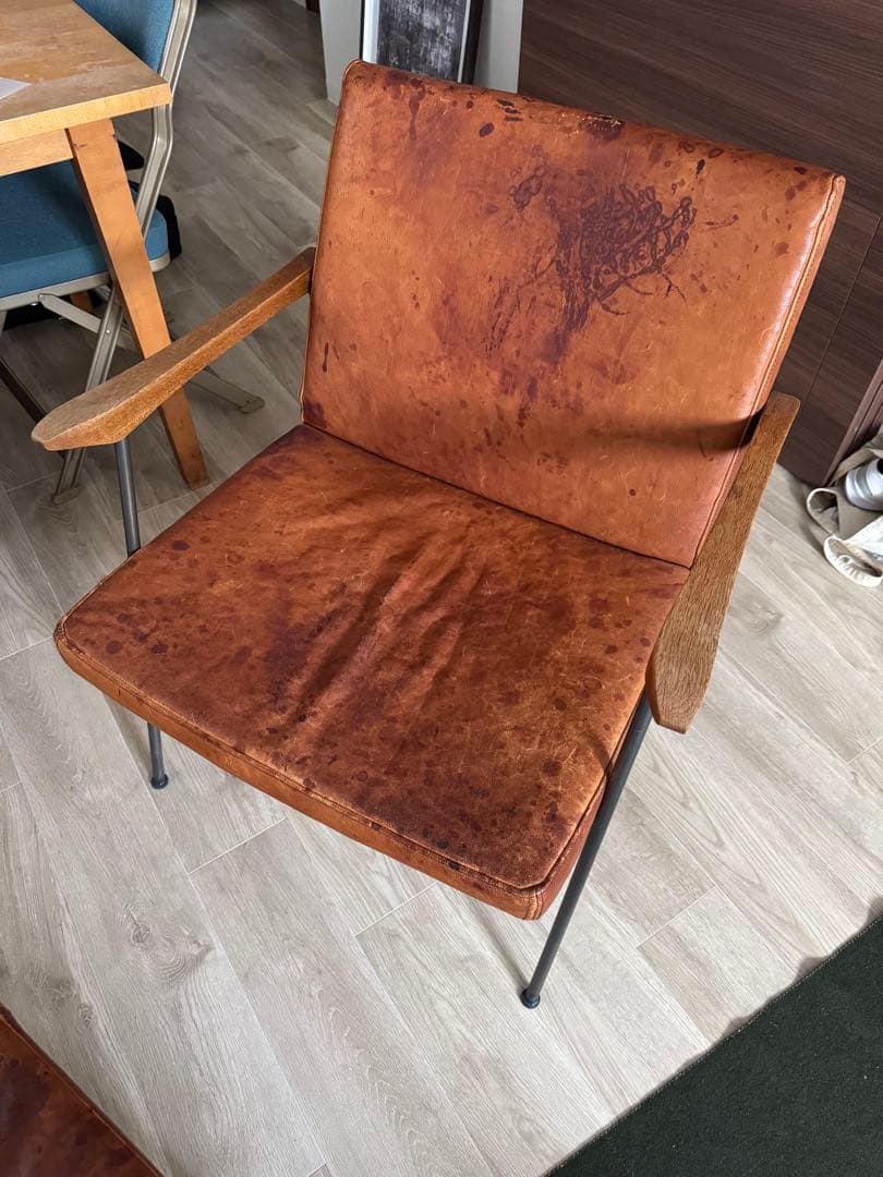 椅子 TRUCK FURNITURE FURROWED-LEATHERARMCHAIR