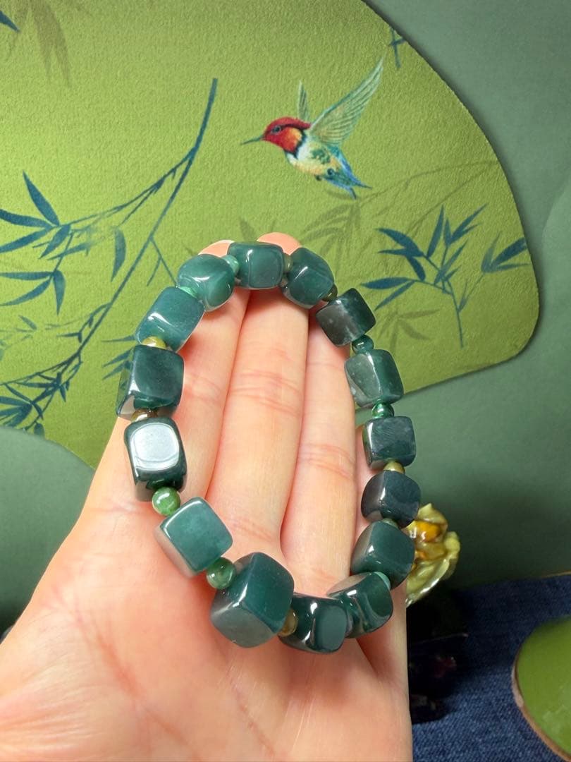 個性‼️天然本翡翠　魅力的な深いブルー、氷藍水原石ブレスレット