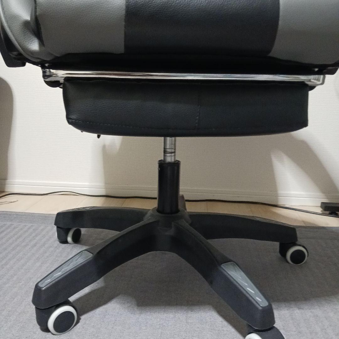 ゲーミングチェアー