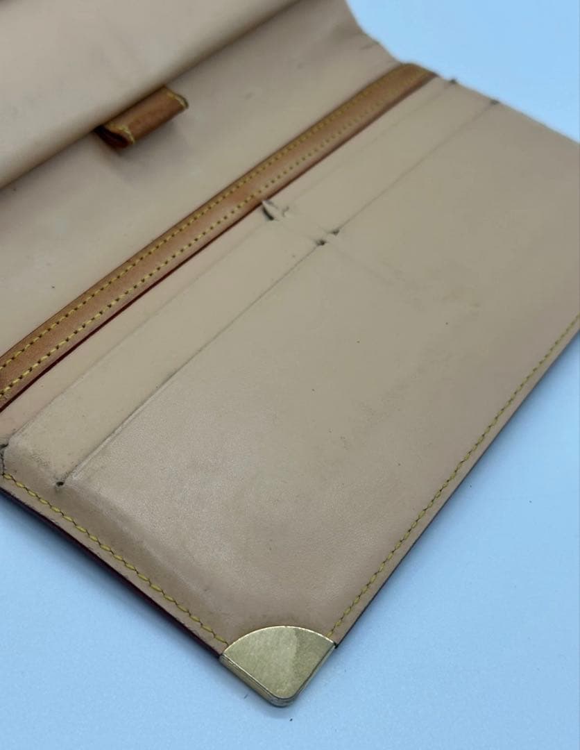 ルイヴィトン モノグラム マルチカラー ポルトトレゾール インターナショナル