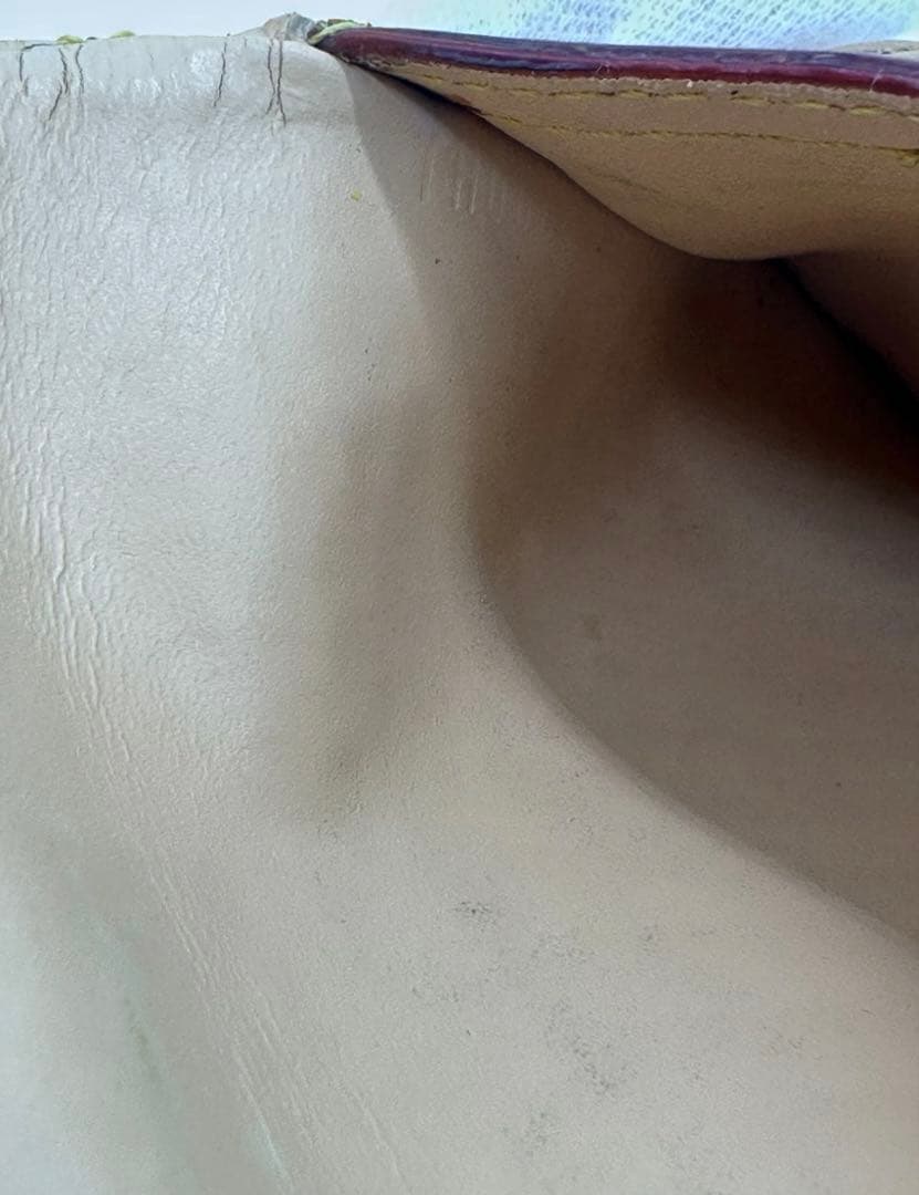 ルイヴィトン モノグラム マルチカラー ポルトトレゾール インターナショナル