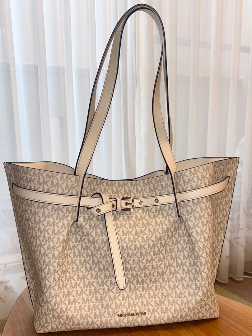 MICHAEL KORS EMILIA（エミリア） ラージ トートバッグ