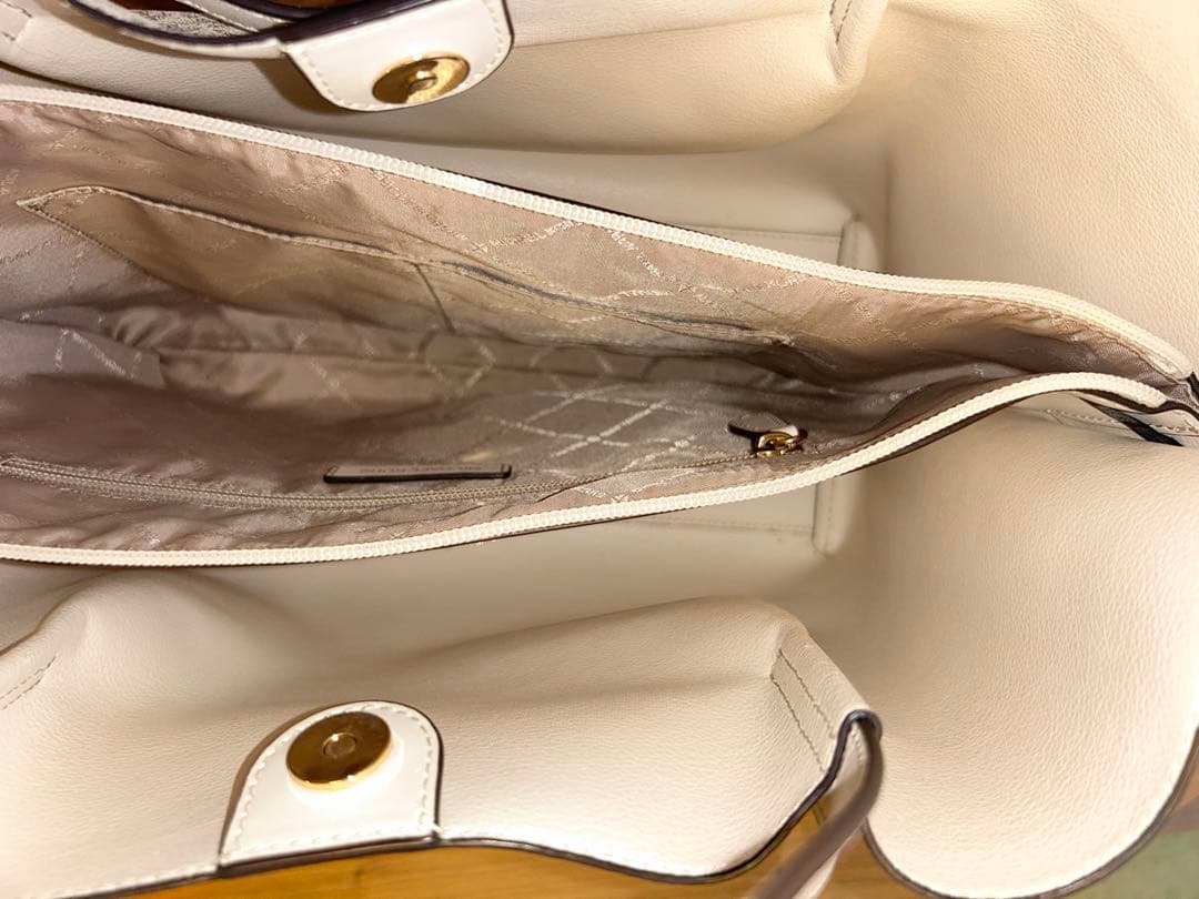 MICHAEL KORS EMILIA（エミリア） ラージ トートバッグ