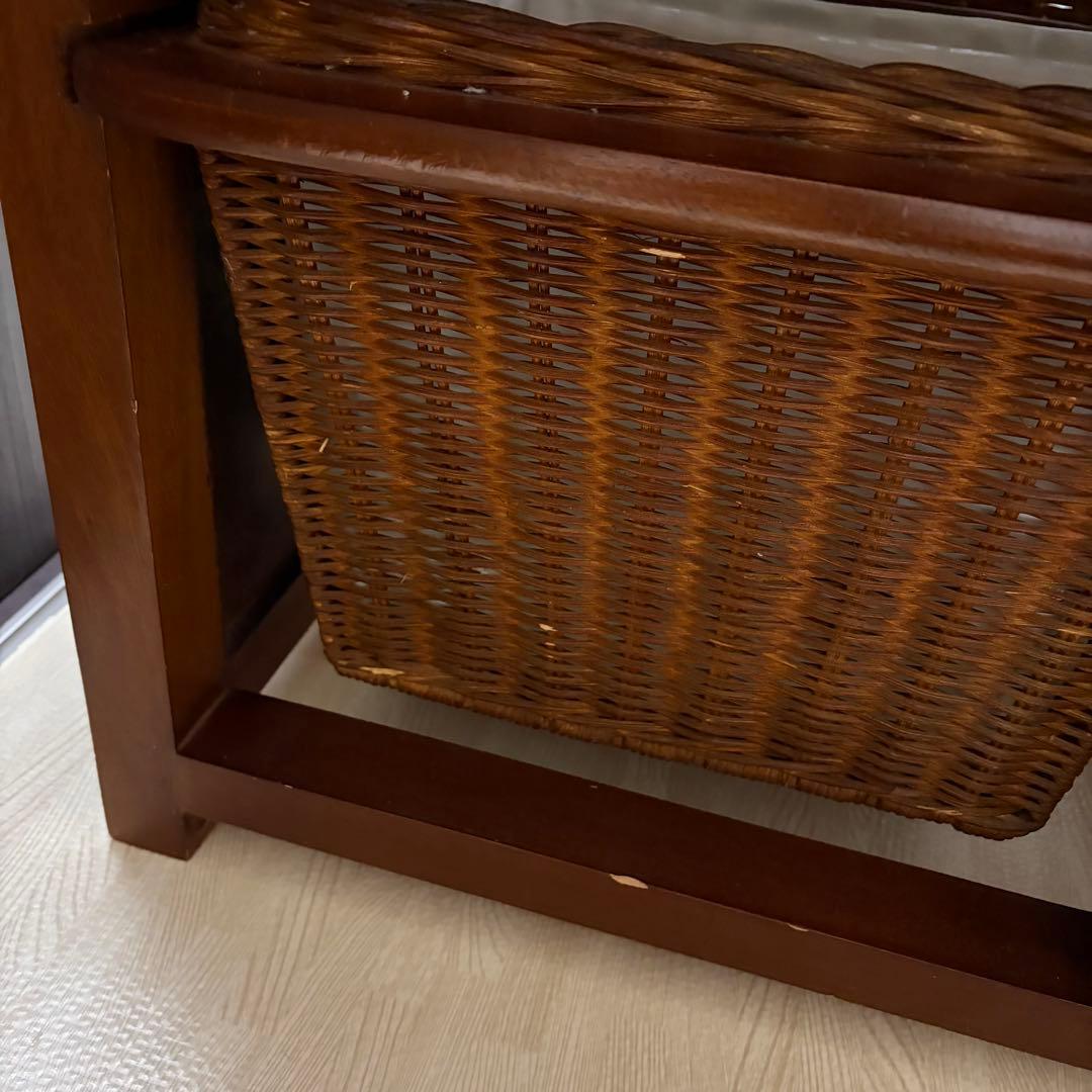 ラタンのチェスト 引き出し　カゴ　バスケット　籐製　ブラウン　バリ風家具