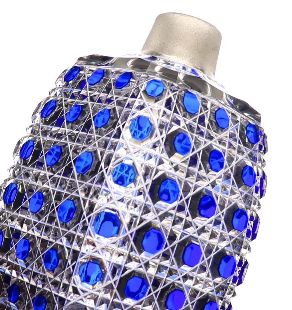 オールド・バカラ 19世紀 上級作品 青色被せ 切子花瓶 ディアマン・ピエーリー