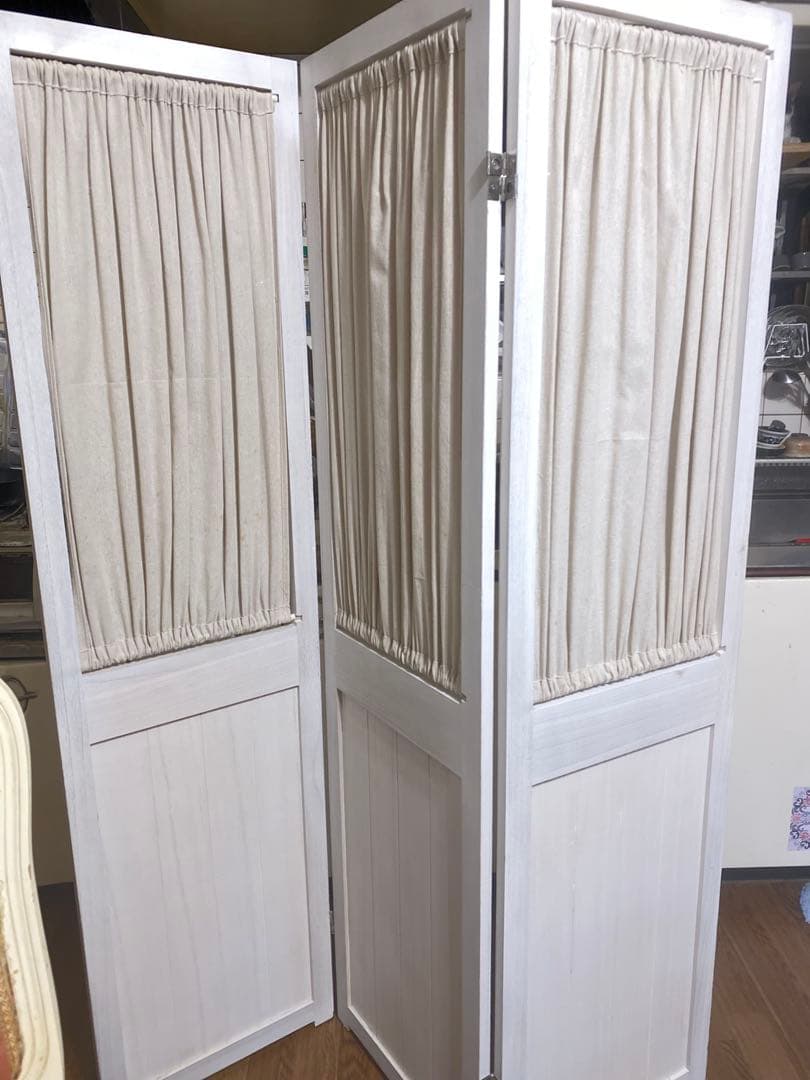 ゆか　　送料込み3連パーテーション