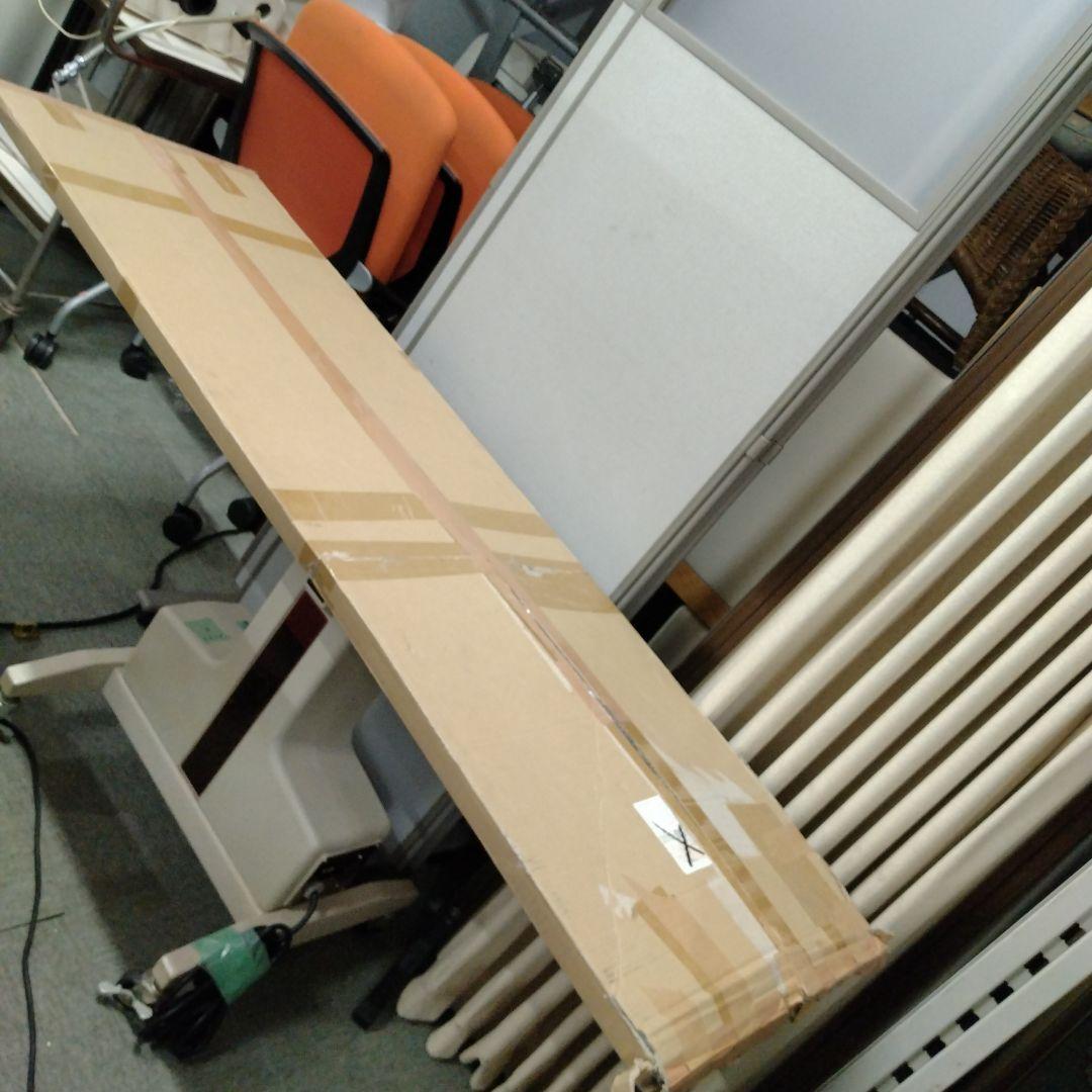 H　ウッドワン　棚板　ニュージーパイン無垢材　ミディアムブラウン色　糸面　YK