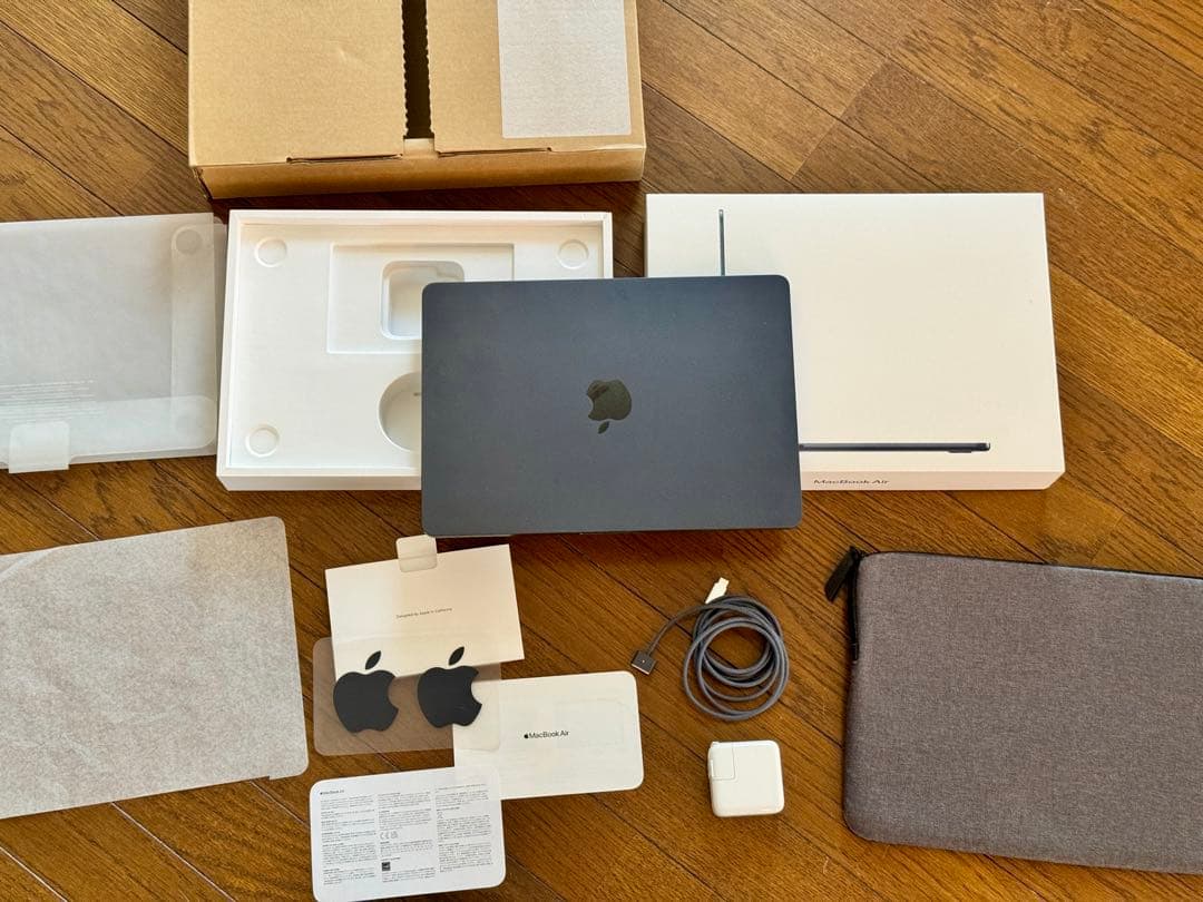 MacBook Air 13インチ M2 8GB 256GB ミッドナイト 美品