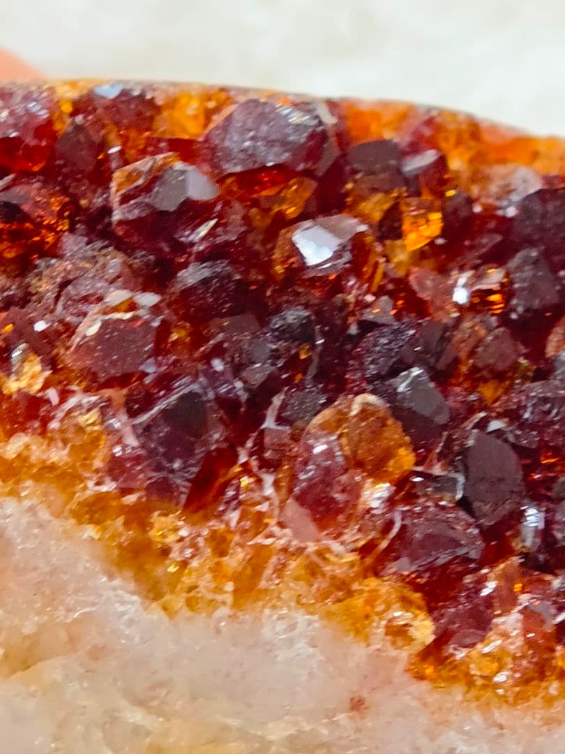 ​【金運】ブラジル産天然石 シトリン原石 エッグ型 ジオード 台座付151.6g