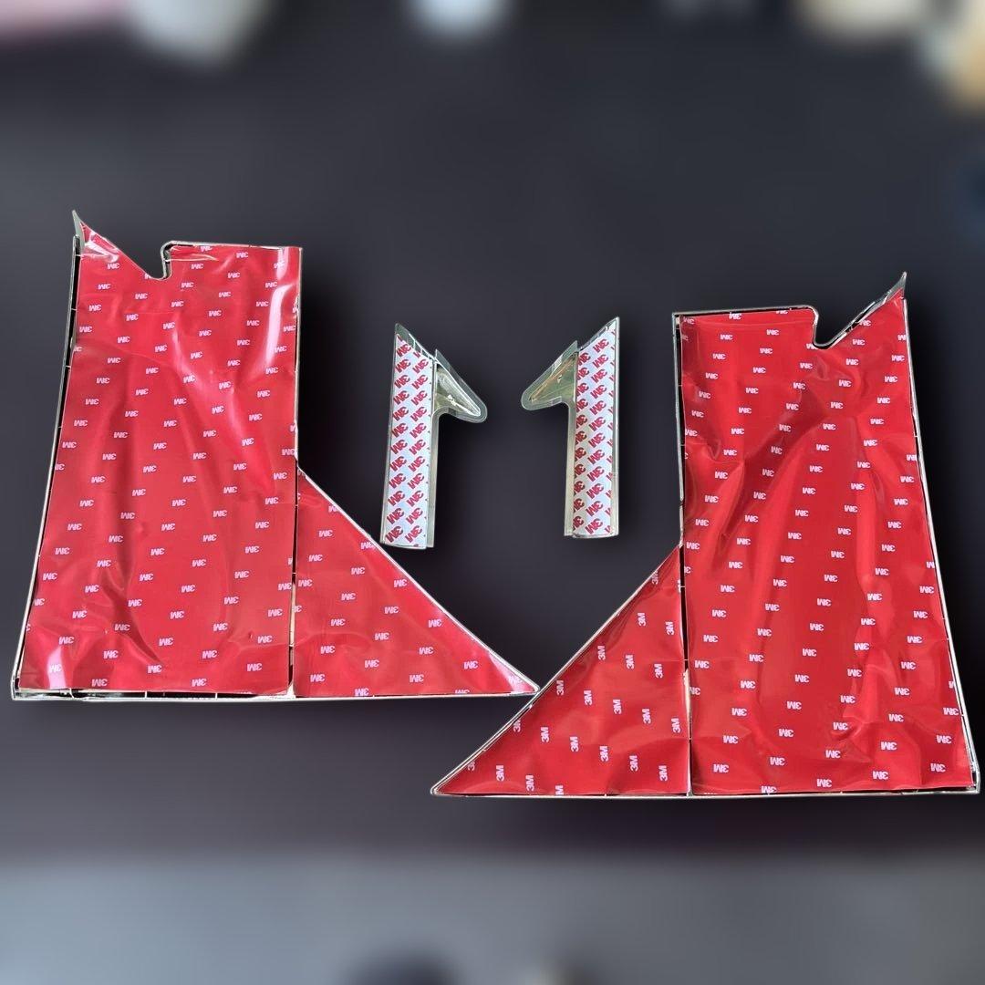 #1817 新品・社外　LEXUS LM350・LM300h 仕様　サイドパネル