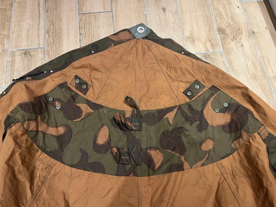 「肉」 ハンガリー軍　パリパリ 軍幕　ポンチョテント1 枚