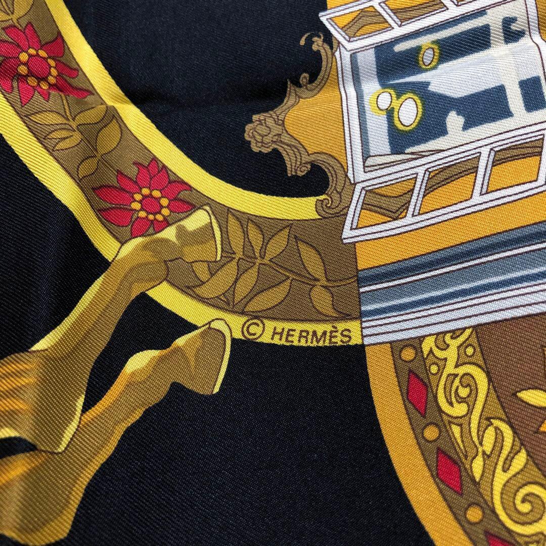 HERMES エルメス スカーフ カレ90 大判 黒 黄 ゴールド 音符