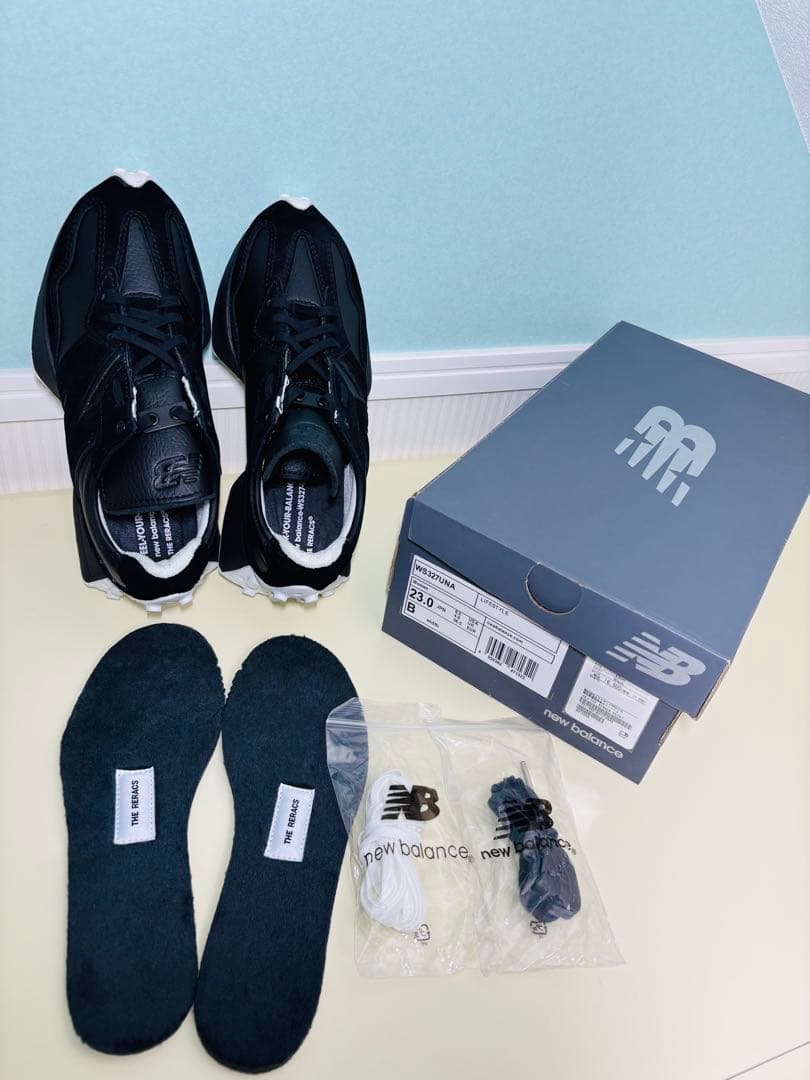【新品・未使用・未試着】New Balanceトリプルコラボ［327］