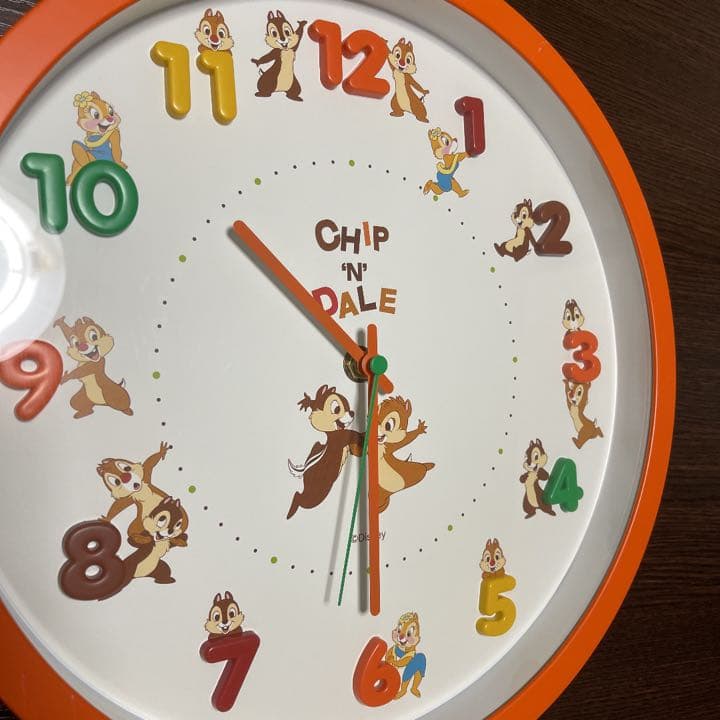 ディズニー　チップとデール時計