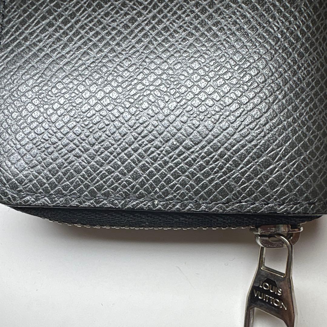 LOUIS VUITTON ブラック レザー ケース